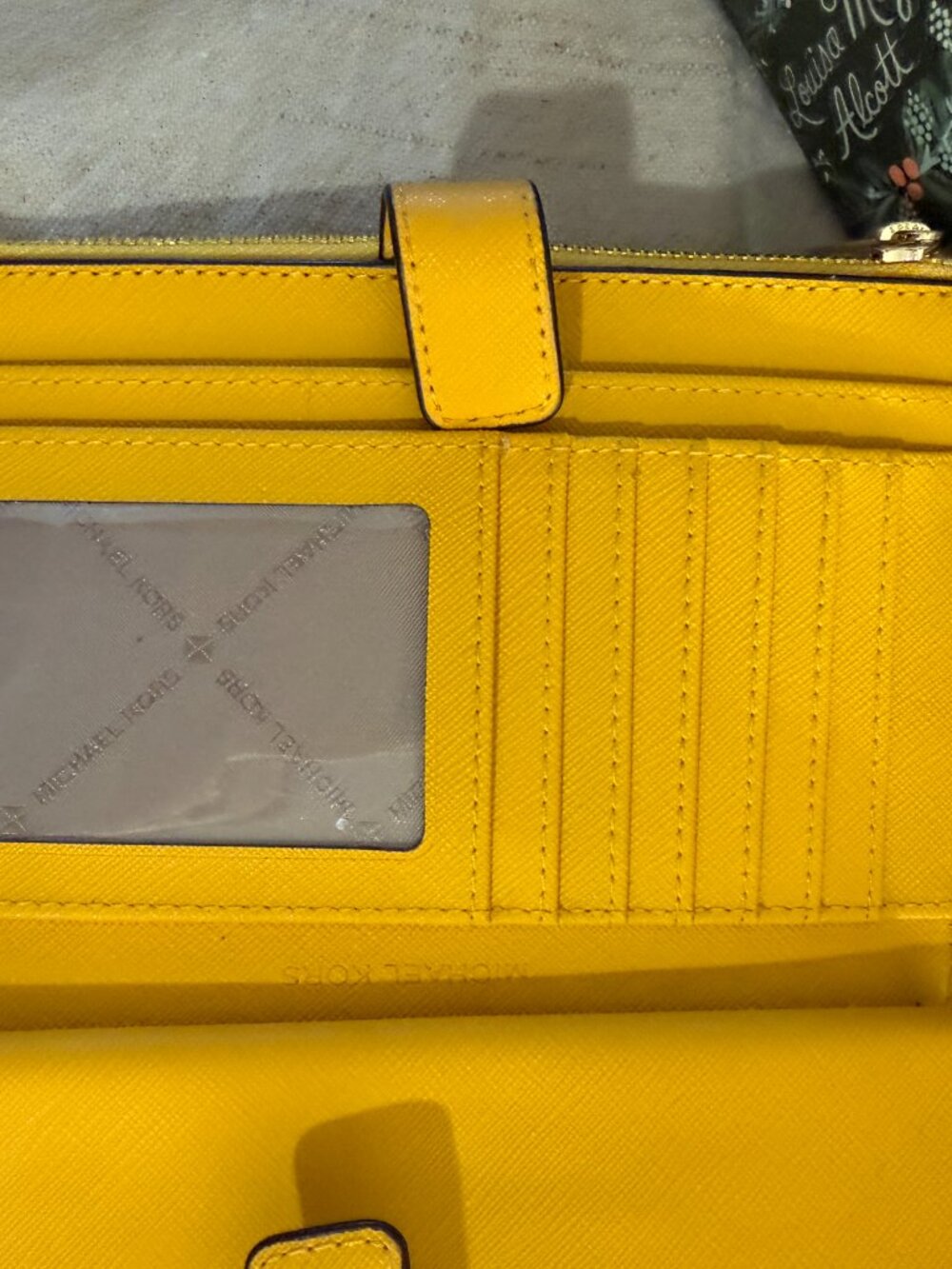 LN Michael Kors Jet Set Saffiano Leather Wristlet Wallet Clutch |Marigold Yellow - Picture 7 of 7